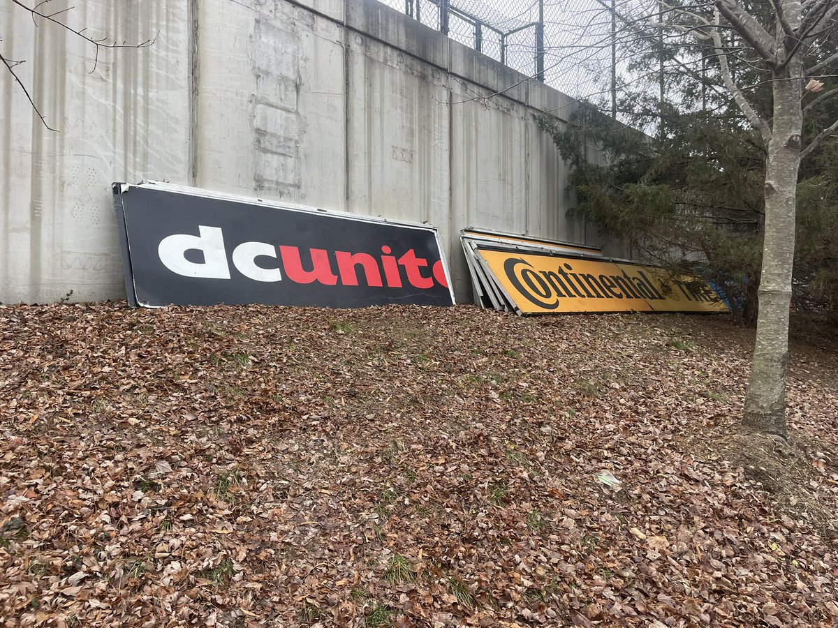 DC Unhilist tweet media