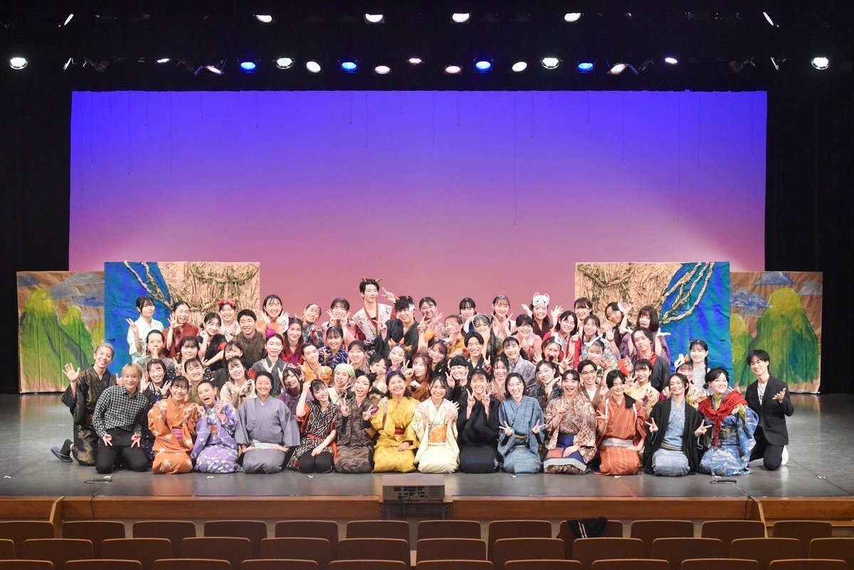 R_2S15's tweet image. アマノ役で出演していた #おどり村と妖の森 編集版の配信が1/13~1/27まで行われます！！！！！！！！！！！！
総勢60人以上の壮大な日本の踊りの起源のお話！ぜひご覧くださいませ！

詳細はこちら💁s.confetti-web.com/detail.php?tid…
#おど森 #SandD #ミュージカル #インカレサークル