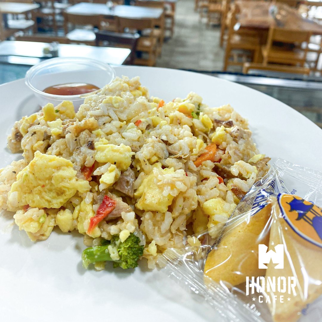 HonorCafeConroe's tweet photo. 🍲🥠 Today's Hotline Specials: Warm up your day with our hearty Black-Eyed Peas with Ham served over a bed of Cabbage, or savor the flavors of our savory Chicken Fried Rice, complete with a delightful Fortune Cookie.

🌐 https://t.co/6oTPNQuh4w https://t.co/uHS6gOxaZ6