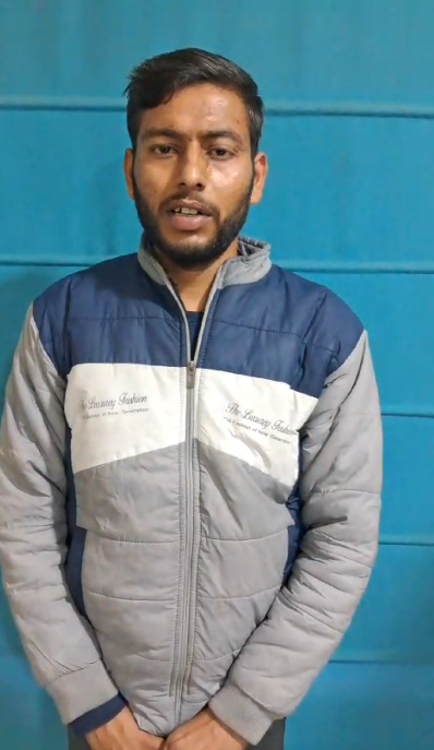 bstvlive's tweet photo. लखनऊ

➡राम मंदिर को बम से उड़ाने की धमकी मामला

➡2 अभियुक्तों को एसटीएफ ने किया गिरफ्तार

➡ताहर सिंह और ओम प्रकाश मिश्रा की गिरफ्तारी

➡लखनऊ के विभूति खंड थाना क्षेत्र से हुई गिरफ्तारी

#Lucknow https://t.co/K1aLl1CXqI