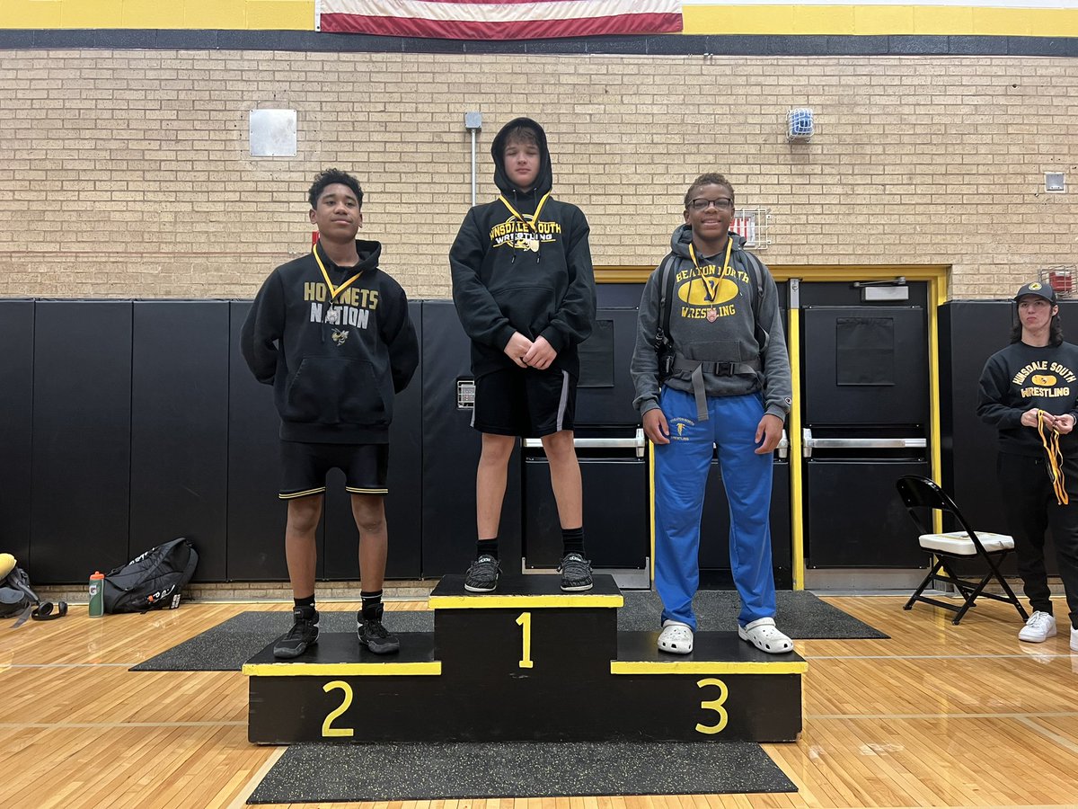 BradyMiller2027's tweet photo. Big weekend at the freshman Hornet Invite. Took 1st going 3-0 on the day. Team did well finishing 3rd out of 12 teams. #undefeatedseason #pinforthewin @HinsdaleSouthAD @chad_kristie @TopPreps @QrRecruiter https://t.co/TE84xQBneC