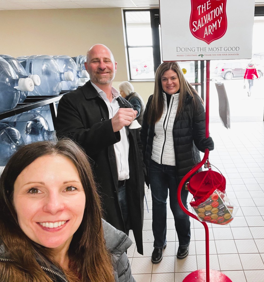 We’re excited to hear that The Salvation Army - Fox Cities welcomed 55% new ringers this year for the Red Kettle Campaign. And we’re proud that J. J. Keller associates – including our executive leadership team – ring bells every year! #redkettle #jjkellerdifference