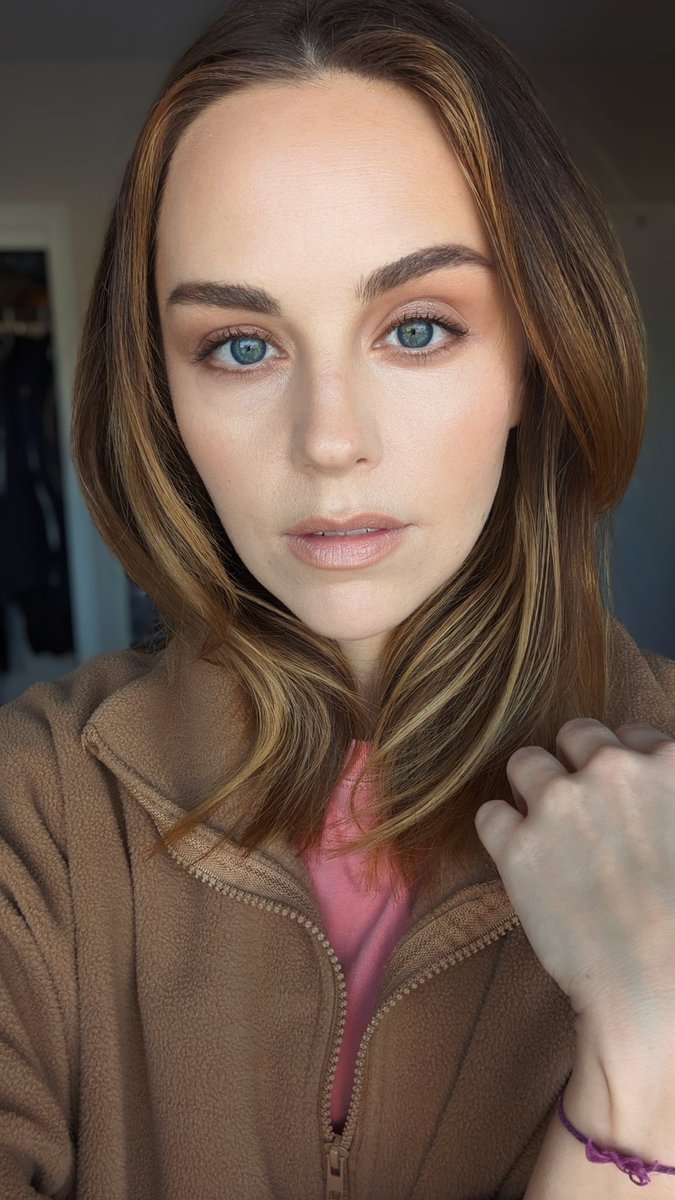 is live on Twitch

and thurs

and fri

🎉👋🏻🐌