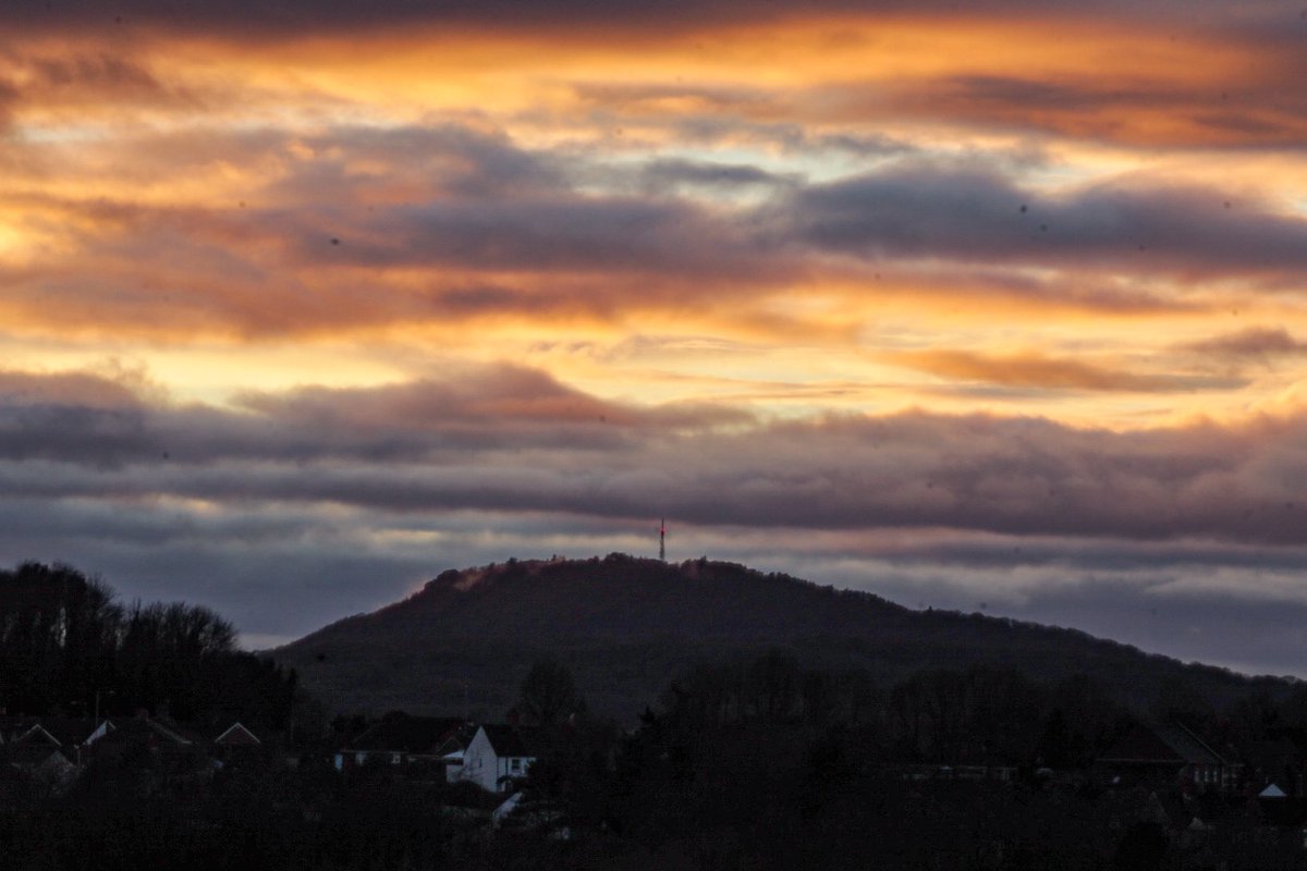 Nice to see the sun break the gloom today. A trip up to Snedshill for sunset with some nice illumination of the clouds. 
#Shropshire #Sunset