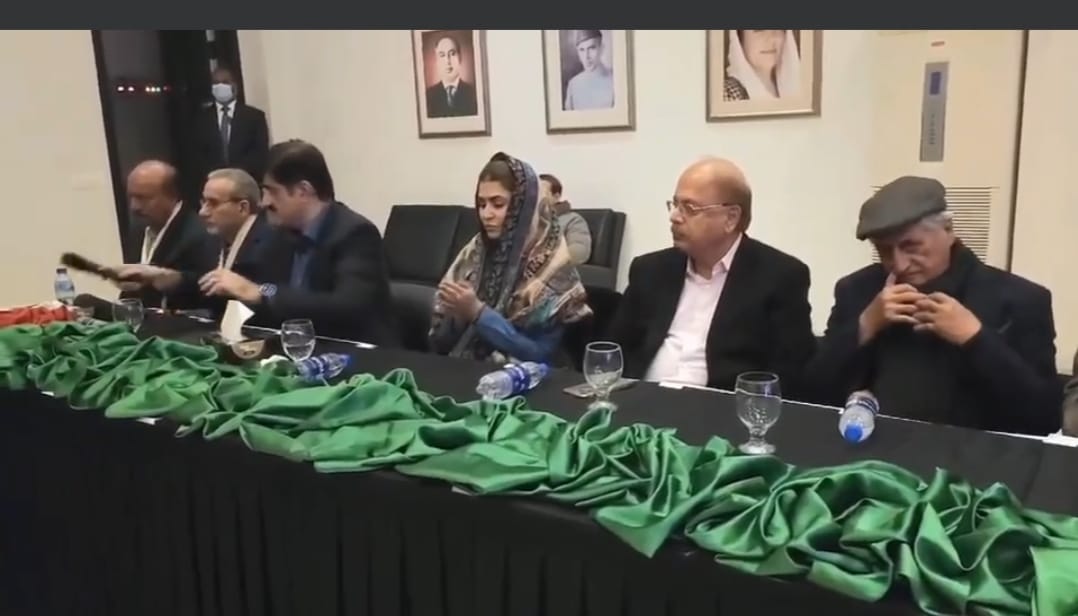psf___rashid's tweet photo. Senior Vice President PPP Sindh Manzoor Hussain Wassan attend #PPPCEC meeting at Lahore Chair by President @AAliZardari and Chairman @BBhuttoZardari Important decisions regarding #Election2024 awaited. https://t.co/V4BB68arn8