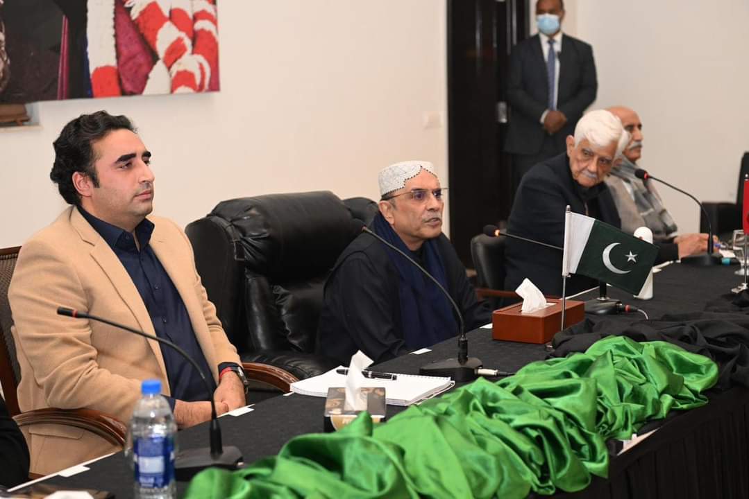 psf___rashid's tweet photo. Senior Vice President PPP Sindh Manzoor Hussain Wassan attend #PPPCEC meeting at Lahore Chair by President @AAliZardari and Chairman @BBhuttoZardari Important decisions regarding #Election2024 awaited. https://t.co/V4BB68arn8