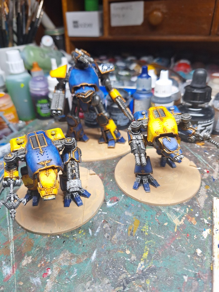 SJDKEY's tweet photo. #Hobbystreak Day 1104 Titans done other than transfers and weathering #legioatarus #housemortimer #legionsimperialis #epicspacemarine #solarauxilia #paintingwarhammer #paintingcitadel #warhammer #warhammer40k #firstlegion #darkangels https://t.co/MFwiBDzHJn