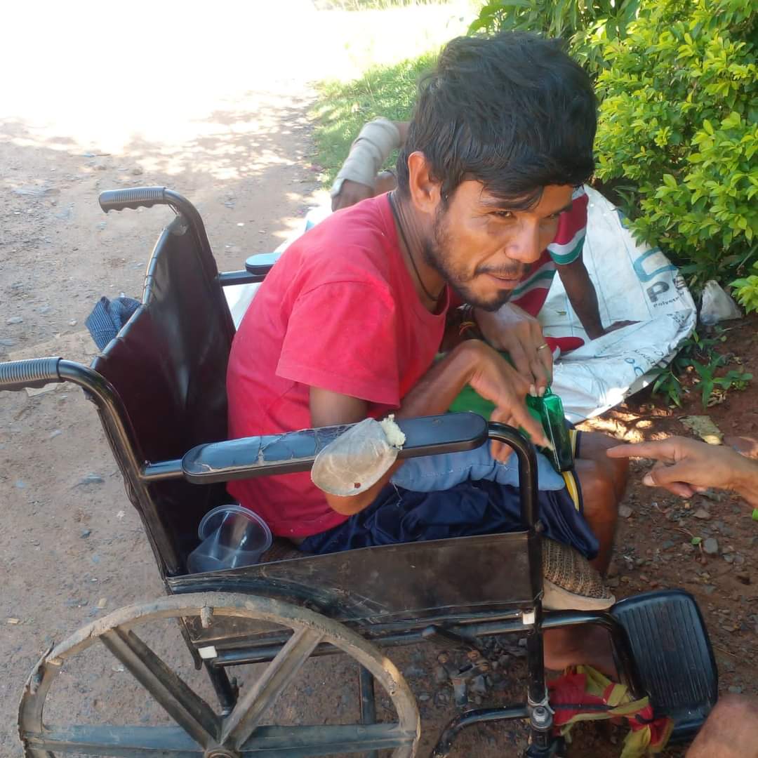 Ahora_Py's tweet photo. Linces detienen al "terror en silla de ruedas". | 😱👨‍🦽

La detención se dio en Mariano R. Alonso, el hombre cuenta con frondosos antecedentes policiales y orden de captura por rebeldía. https://t.co/637QPchAtp