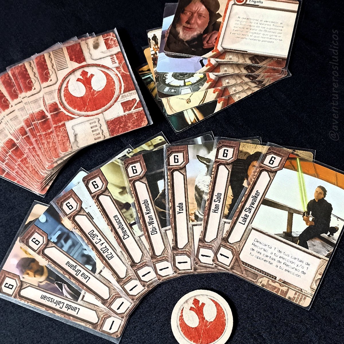 ALudicos's tweet photo. 🔸Star Wars: IMPERIO vs REBELION
Cartas y gestión de mano, las cartas tienen habilidades diferentes y tendrás a tu disposición cartas de estrategia que usarás sin que tu rival sepa qué estás tramando, así como fichas de influencia. Ganará quien consiga 7 puntos de victoria. https://t.co/H9C2EQ5rHx