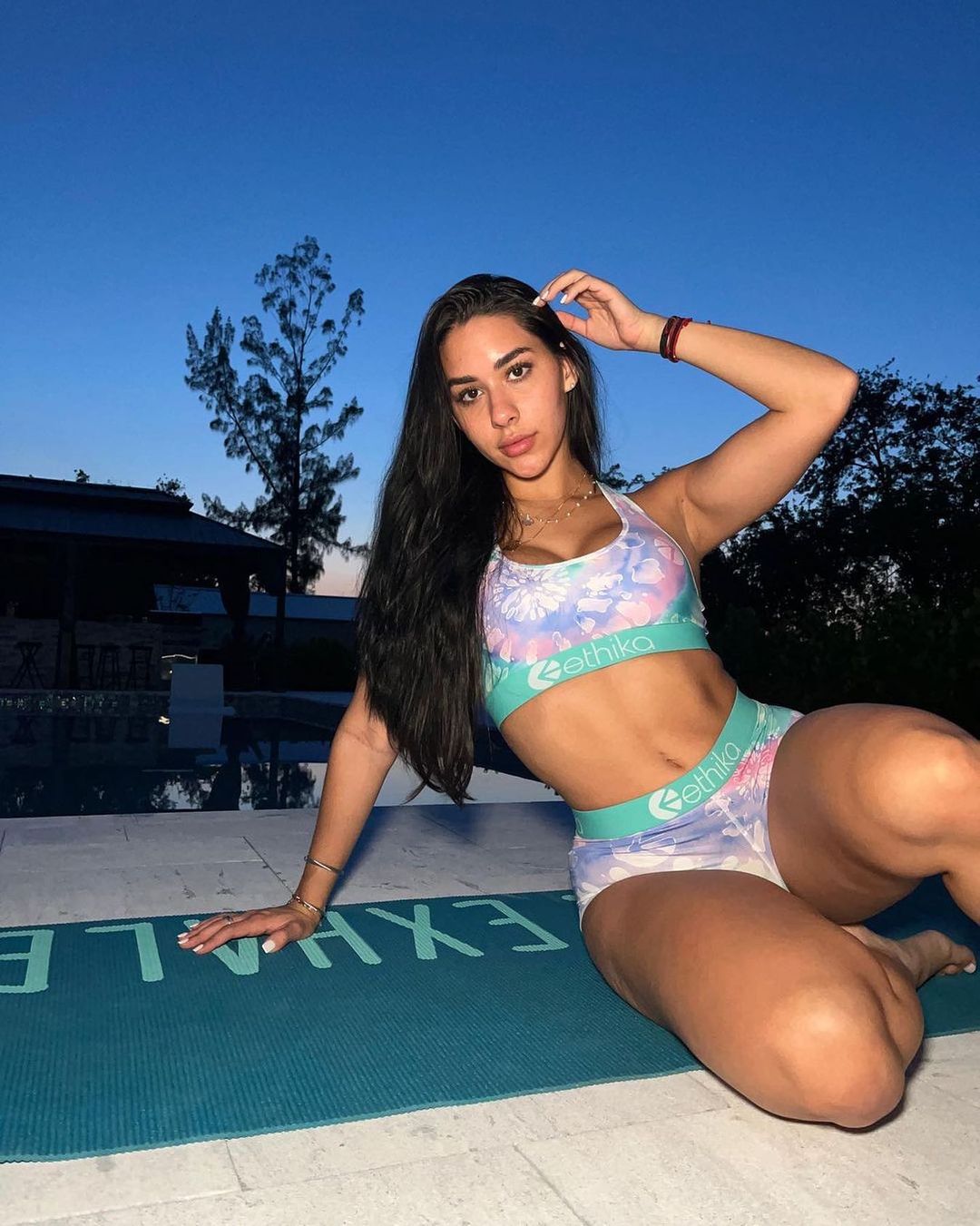 Ethika girl online