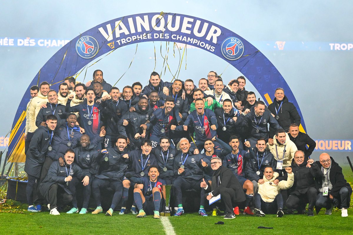 Le Trophée des Champions est Rouge et Bleu ! 🔴🔵🏆

#PSGTFC #TropheeDesChampions