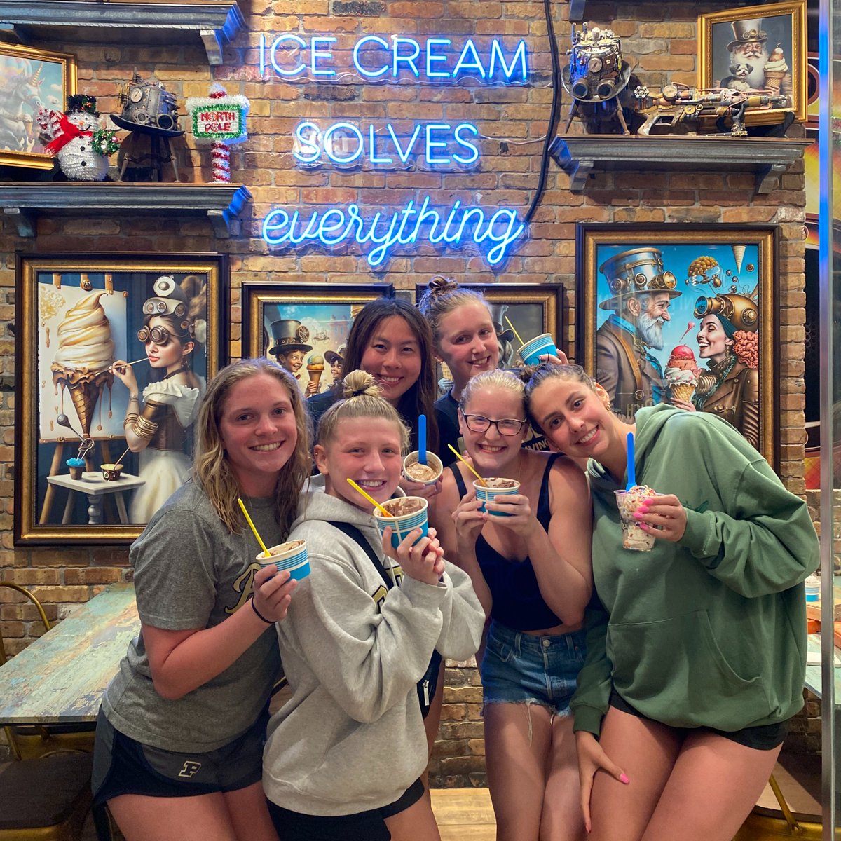 PurdueWSwim's tweet photo. #TrainingTrip to Remember in Fort Lauderdale. Making the most of our final 24 hours in the South Florida βοΈπ on Wednesday. #BoilerUp https://t.co/mGtpXxVLx6
