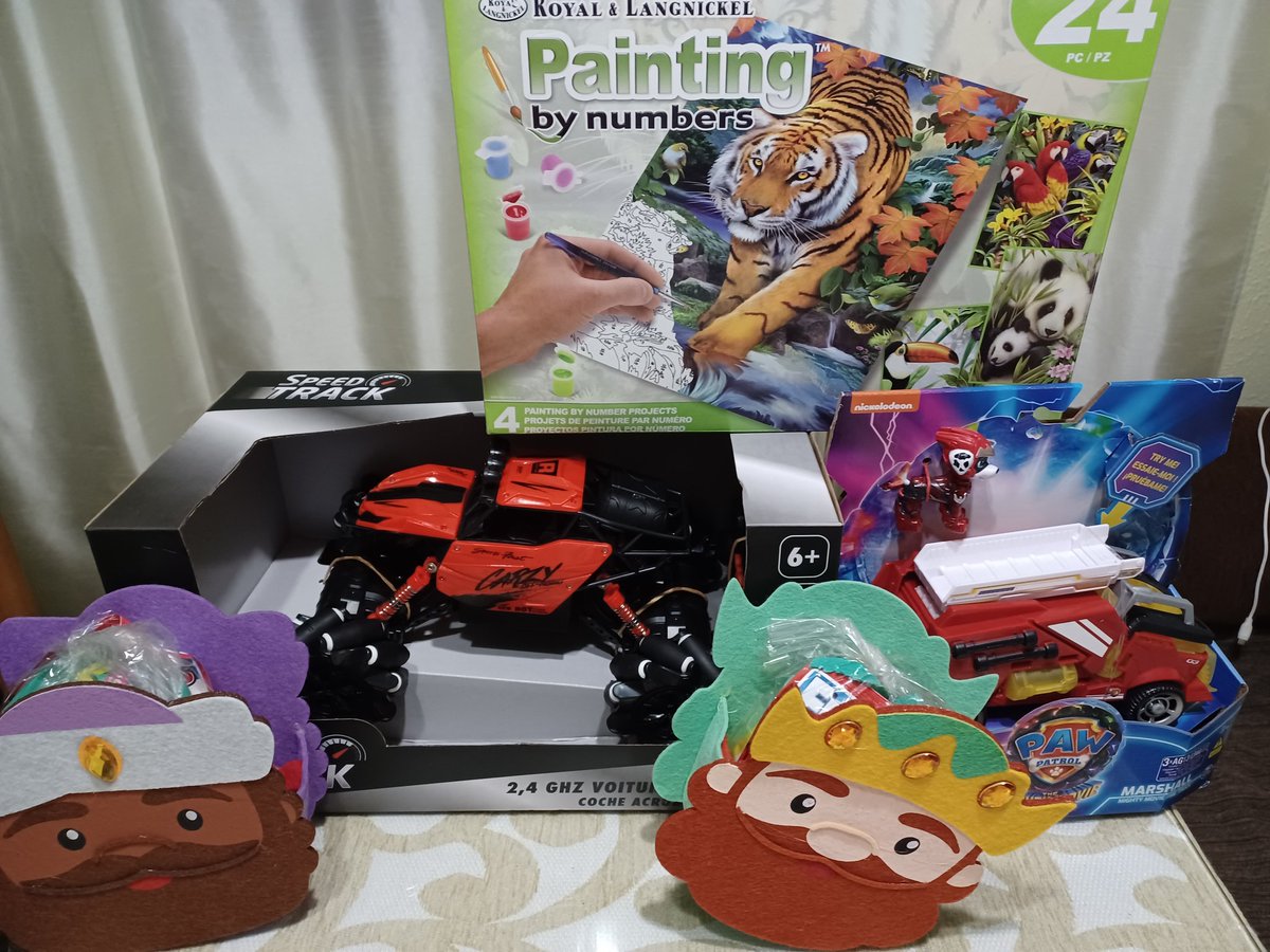 Llegan los reyes y colaboramos para que algunos niños los tengan