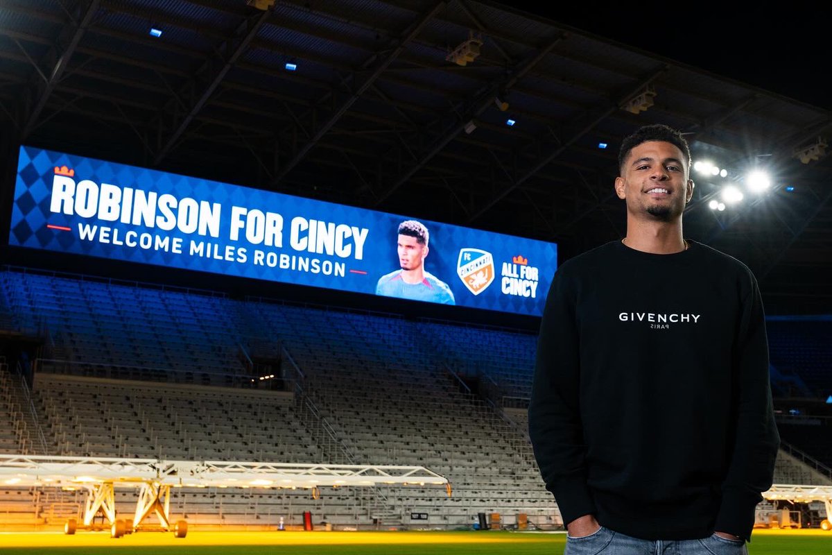 CINCINNATI! 

I can’t describe how excited I am to play for this amazing organization! I cannot wait to learn more about this city and meet all of the passionate fans! I guarantee I will give everything I have for this club and city in search for more trophies!

TO NEW BEGINNINGS