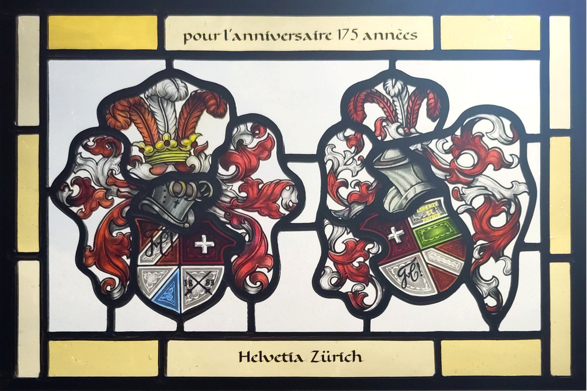 Im  Auftrag der Verbindung Helvetia Zürich, als Geschenk an die Verbindung  Helvetia Waadt, wurde zum 175 jährigen Jubiläum der Verbindung Helvetia  Waadt diese Glasmalerei mit der traditionellen Glasmaltechnik  hergestellt.
glas-art.ch