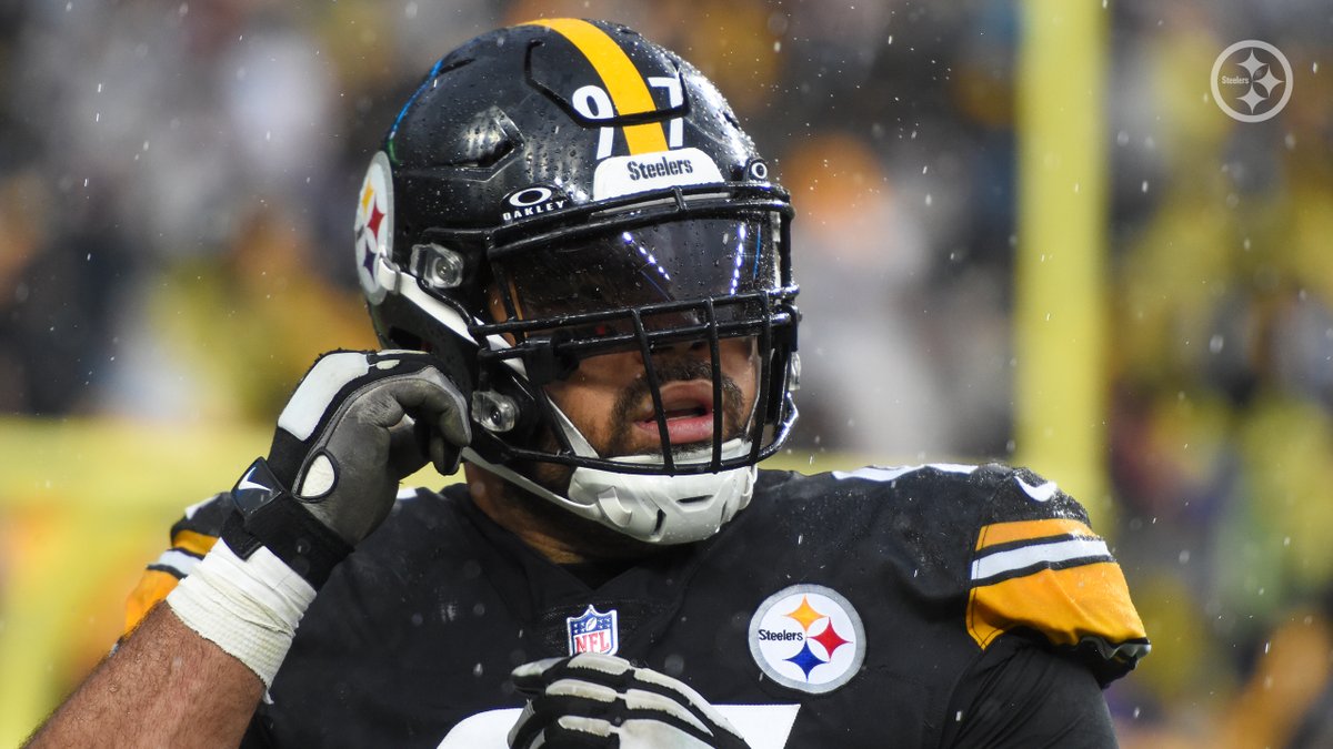Teresa_Varley's tweet photo. 'You prep for starters. I'd rather be over prepared than underprepared. You got a good team (we're playing) and we're expecting to see it.' - @CamHeyward 

📝: https://t.co/aGoKzD5hrP

#WPMOYChallenge @CamHeyward https://t.co/W9PPU7JmOw