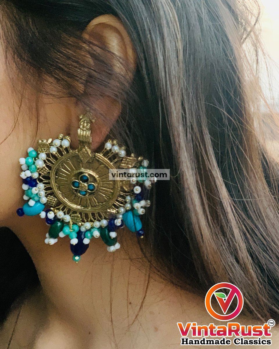 vintarust's tweet photo. Vintage Huge Massive Hasli Earrings.
Shop Now:
https://t.co/Ou26zznwce
#vintageearrings #haslistyle #bohojewelry #handcrafted #turquoisestones #filigreework #timelessbeauty #elegance #vintarustfashion #classicstyle #statementpiece #vintagejewelry #jewelrylover #highjewelry https://t.co/aOg8LAwcOY