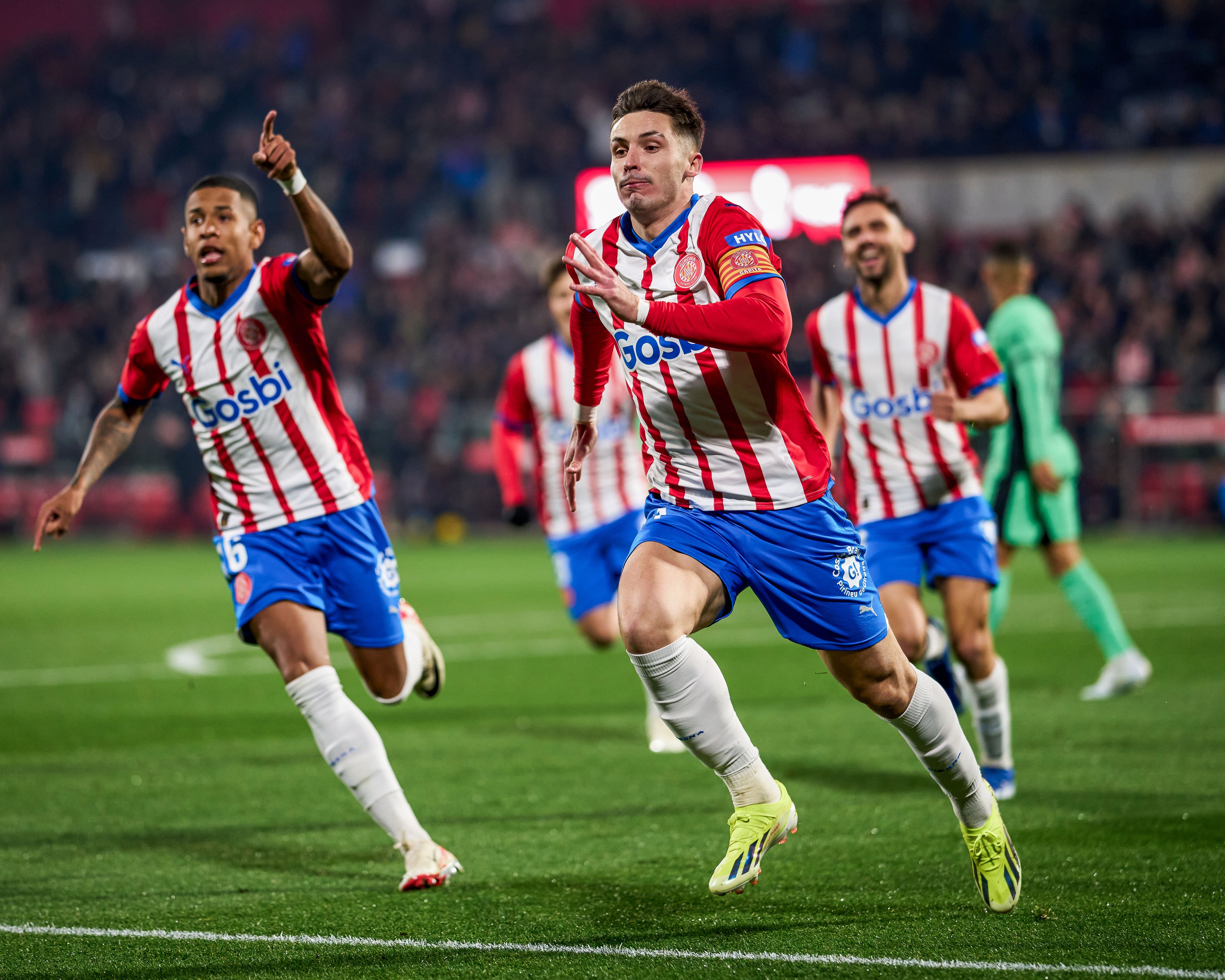 Drama Tujuh Gol: Girona Unggul Tipis 4-3 Atas Atletico Madrid Berkat Gol Menit Akhir Ivan Martin