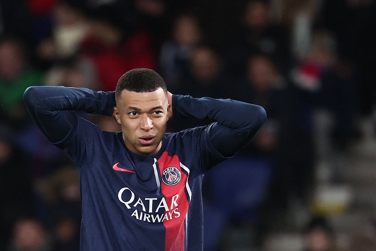 FabrizioRomano's tweet image. 🚨 Kylian Mbappé: “I haven’t made any decision on my future. I didn’t make a choice”.

“Nobody talks about my situation inside the club, it’s not a topic”.