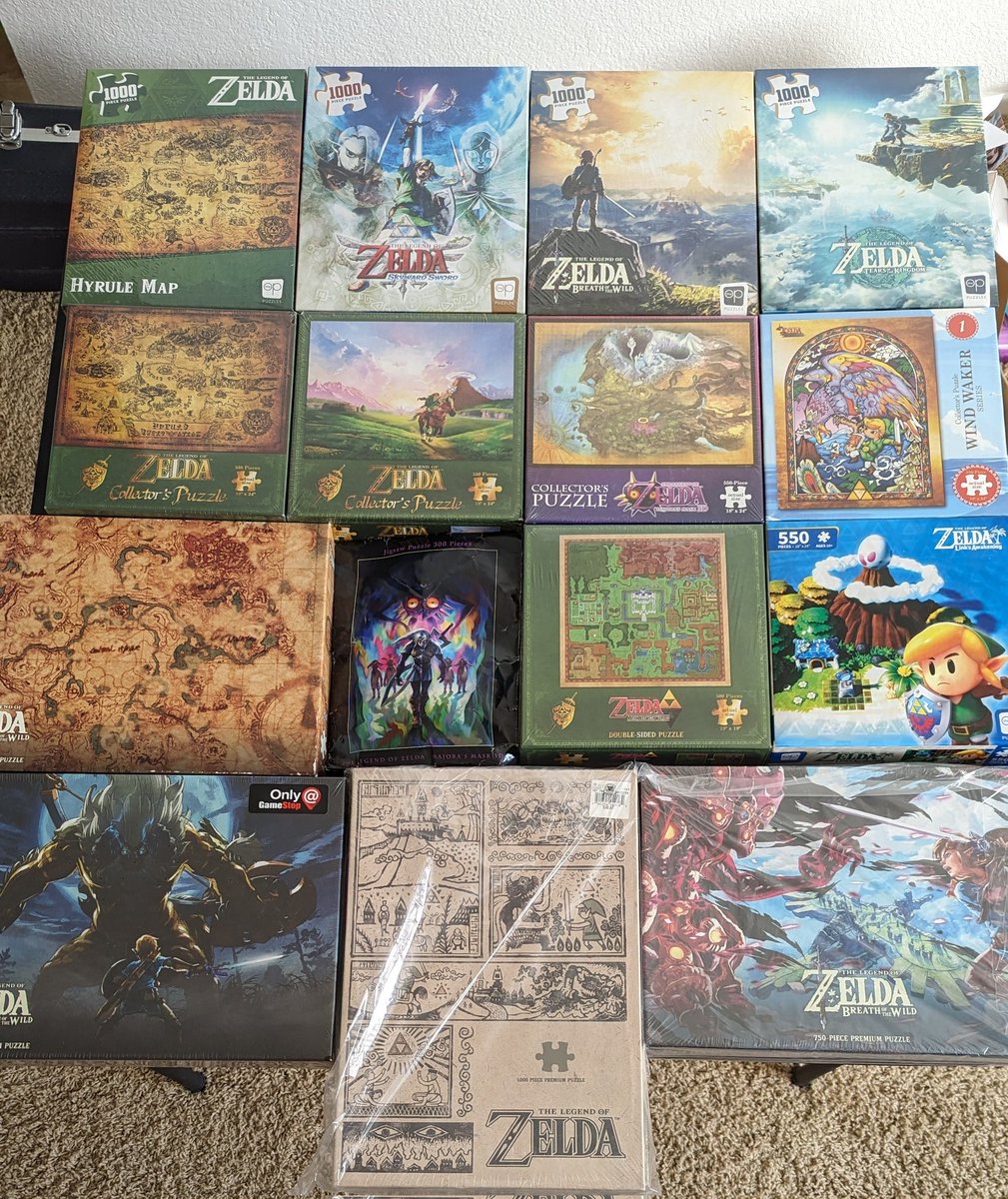LockeExile's tweet photo. Halfway done with my USAopoly Zelda puzzle collection (14/28, Club Nintendo Majora's Incarnation puzzle doesn't count). More info: https://t.co/bPYfA7NbOs https://t.co/nP2P0yea3x