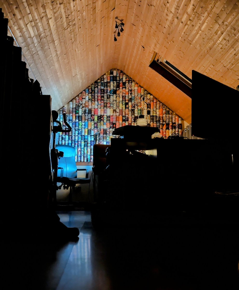 MW Free Radio tweet media