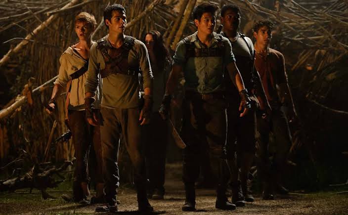 hlewis44_'s tweet photo. essa usuária não aceita críticas a trilogia de maze runner, defendo esse filme com minha vida.

como alguém pode dizer que maze runner é ruim??? https://t.co/uh3yW0mgr3