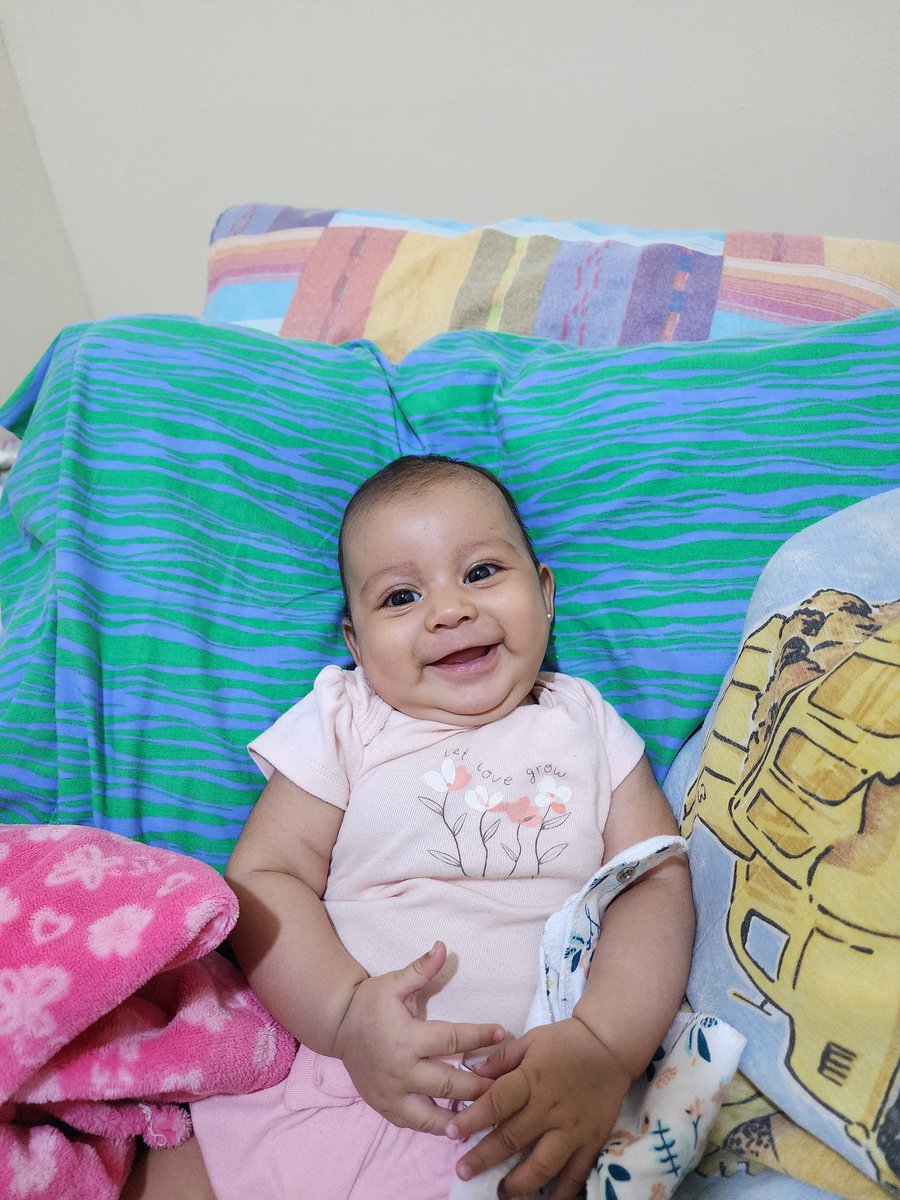 flberrios's tweet photo. Nunca pensé en poder llegar amar tanto a otro ser como amo a Laleska.

Cada dia amo más a mi Grace 🧡 https://t.co/pOIGplyuX7