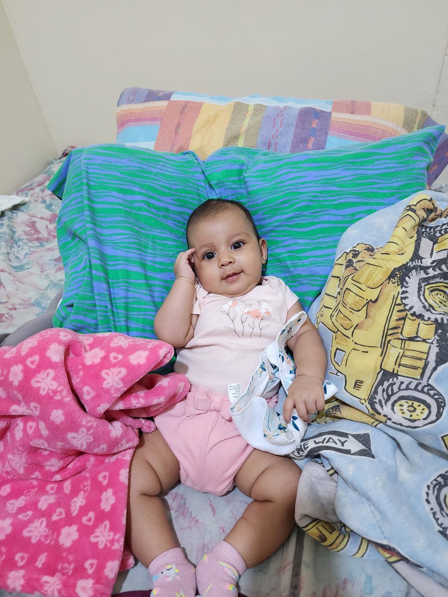 flberrios's tweet photo. Nunca pensé en poder llegar amar tanto a otro ser como amo a Laleska.

Cada dia amo más a mi Grace 🧡 https://t.co/pOIGplyuX7