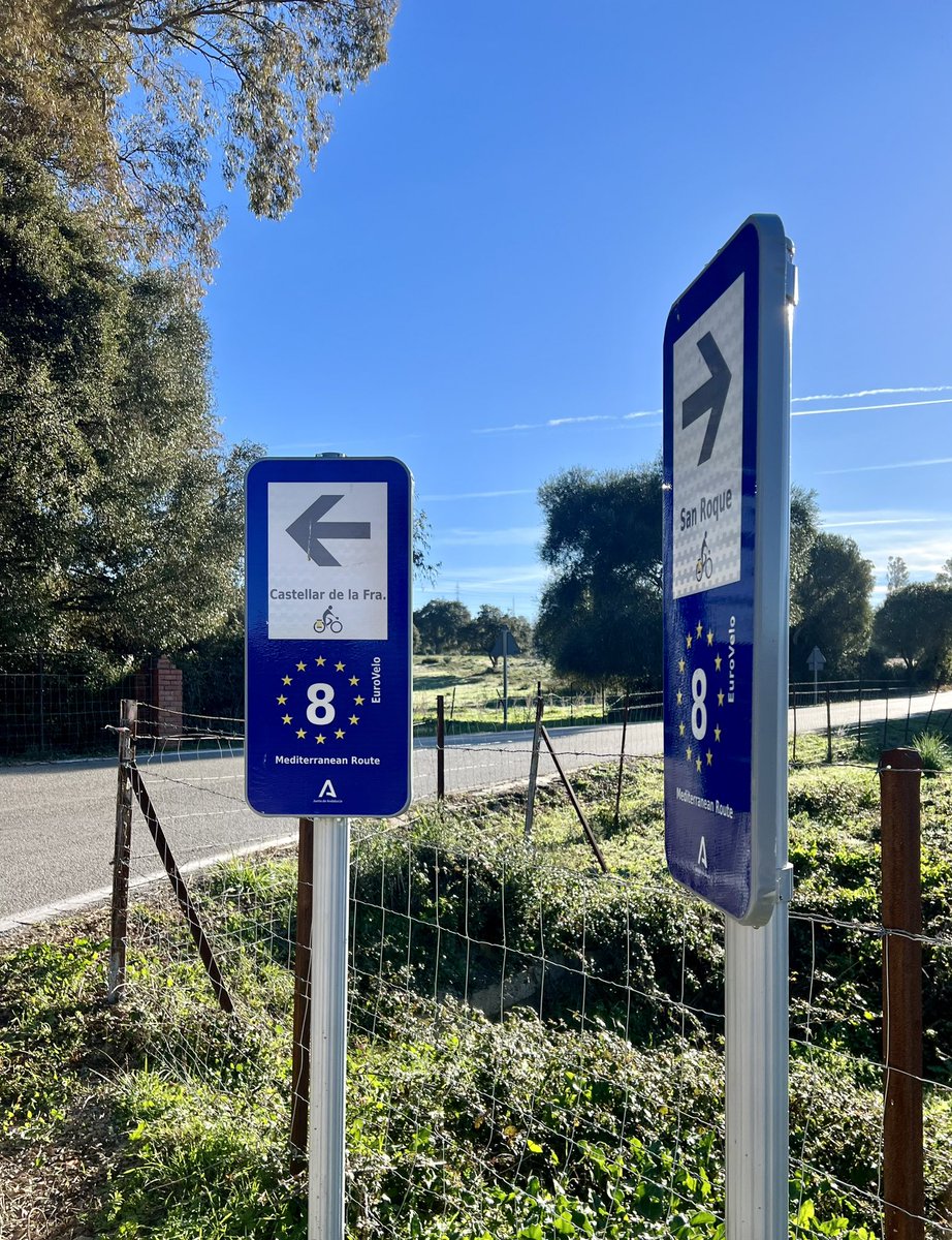 Great to see the EuroVelo 8 Mediterranean Route signposted clearly in both directions towards Castellar and San Roque #cycletourism @ECFEuroVelo @EuCyclistsFed