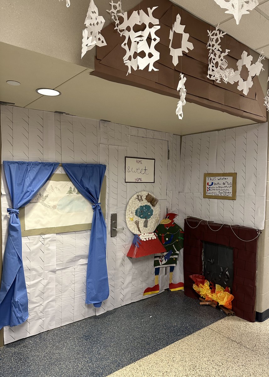 UrbandaleCSD's tweet photo. Take a look at some of the winners of UMS's 2nd Annual Winter Wonderland Door Decorating Contest! Follow this link to see more: https://t.co/5WQhlA1REh
Which door is your favorite?! #UMSPride #UBelong https://t.co/IPABylv72s