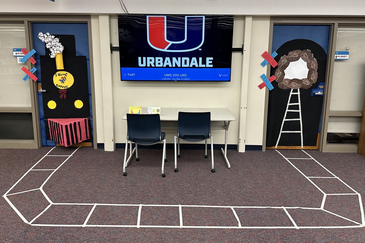 UrbandaleCSD's tweet photo. Take a look at some of the winners of UMS's 2nd Annual Winter Wonderland Door Decorating Contest! Follow this link to see more: https://t.co/5WQhlA1REh
Which door is your favorite?! #UMSPride #UBelong https://t.co/IPABylv72s