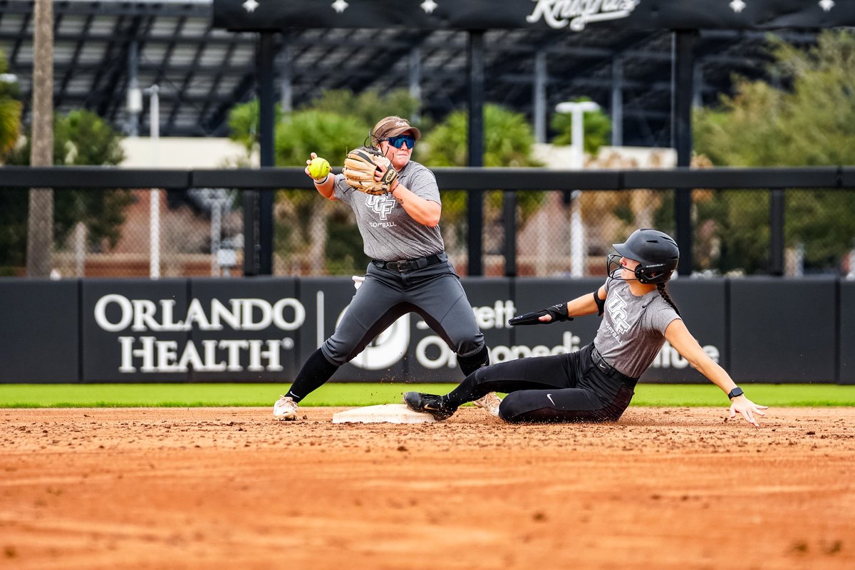 NCAA Softball tweet media