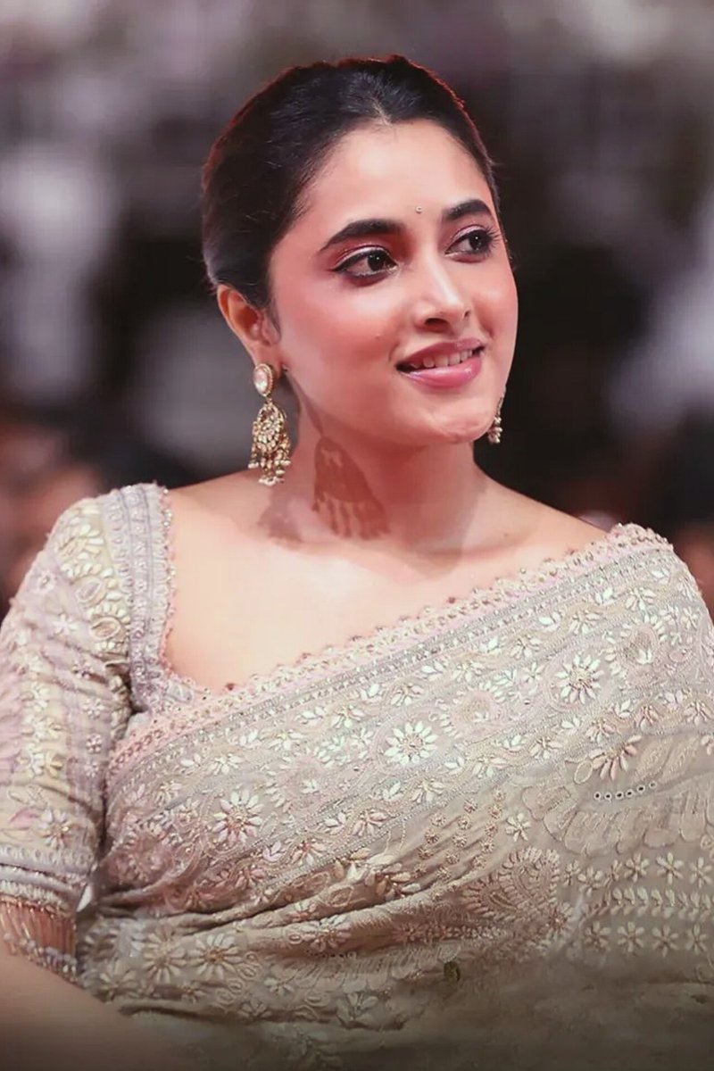 ft_thor_'s tweet photo. @priyankaamohan 🫶🏻🤌

.
#PriyankaArulMohan #FtThor https://t.co/BJbQhag04R
