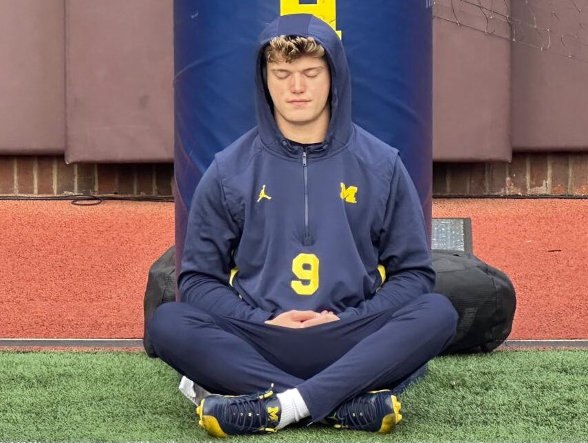 THE QB OF A TEAM PLAYING FOR A NATTY REALLY JUST HOLLERED FROM THE ROOF TOPS…

🗣️WE CHEATED HAHAHAHA