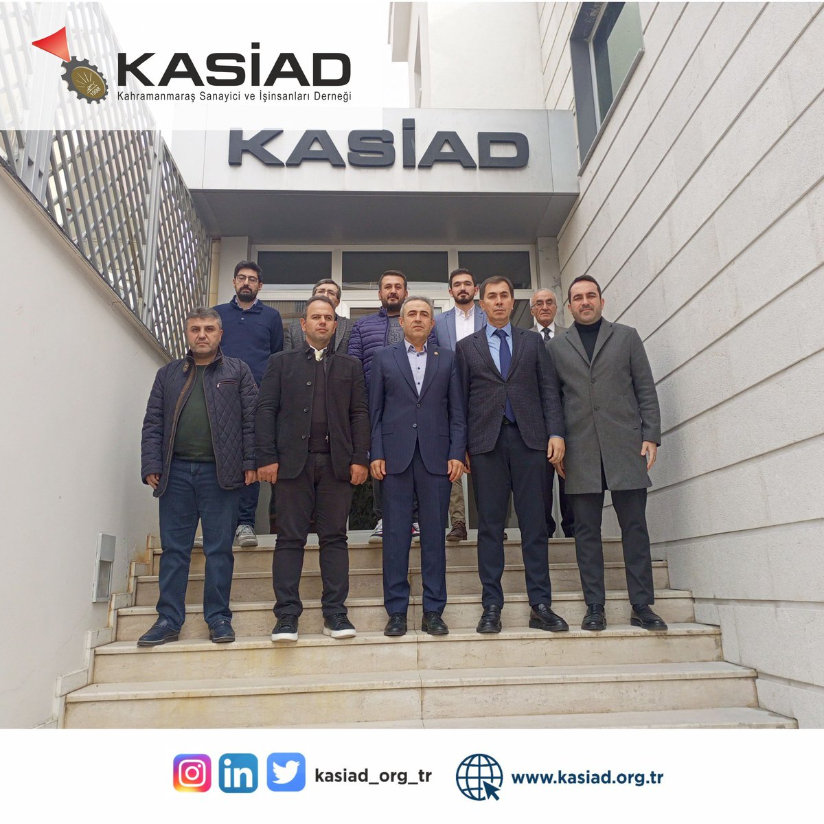 14.Olağan Genel Kurul sonrası göreve seçilen yönetim kurulumuzu ziyaret eden Milletvekilimiz İrfan KARATUTLU ve Deva Partisi İl Başkanı Yakup İNCEGÜL  ile yöneticilerden oluşan heyet başkanımız Sıddık CİĞER  ve kurul üyelerine başarı dileklerinde bulundular.