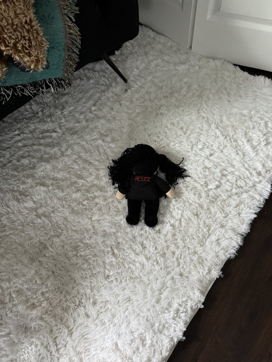 something happened here <a href="/sunglasssister/">isabelle</a> <a href="/OfficialRezz/">RΞZZ</a>