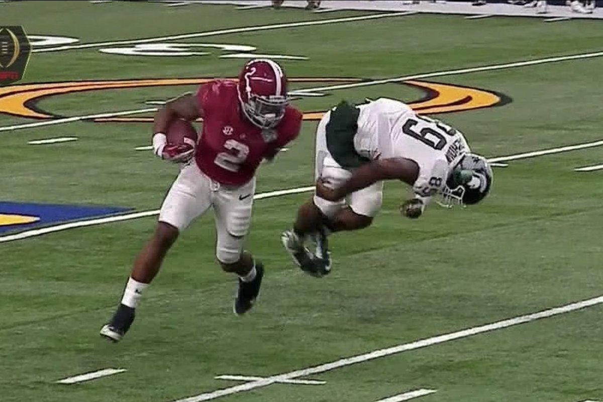 THEREDRANGER3's tweet image. Nobody Bullies Our Little Brother And Gets Away With It 

Alabama Had It Coming 😤