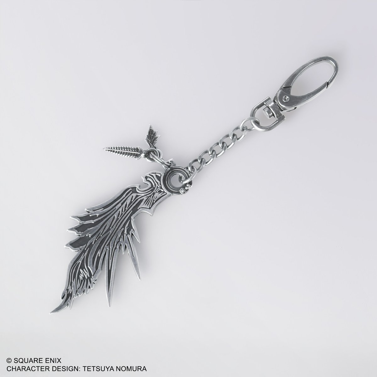 Check out these new keychains based off Cloud and Sephiroth from @finalfantasyvii. These metal keychain are perfect for keys, on a bag, or complimenting any fan's outfit. Pre-Order Here: sqex.link/wcmv