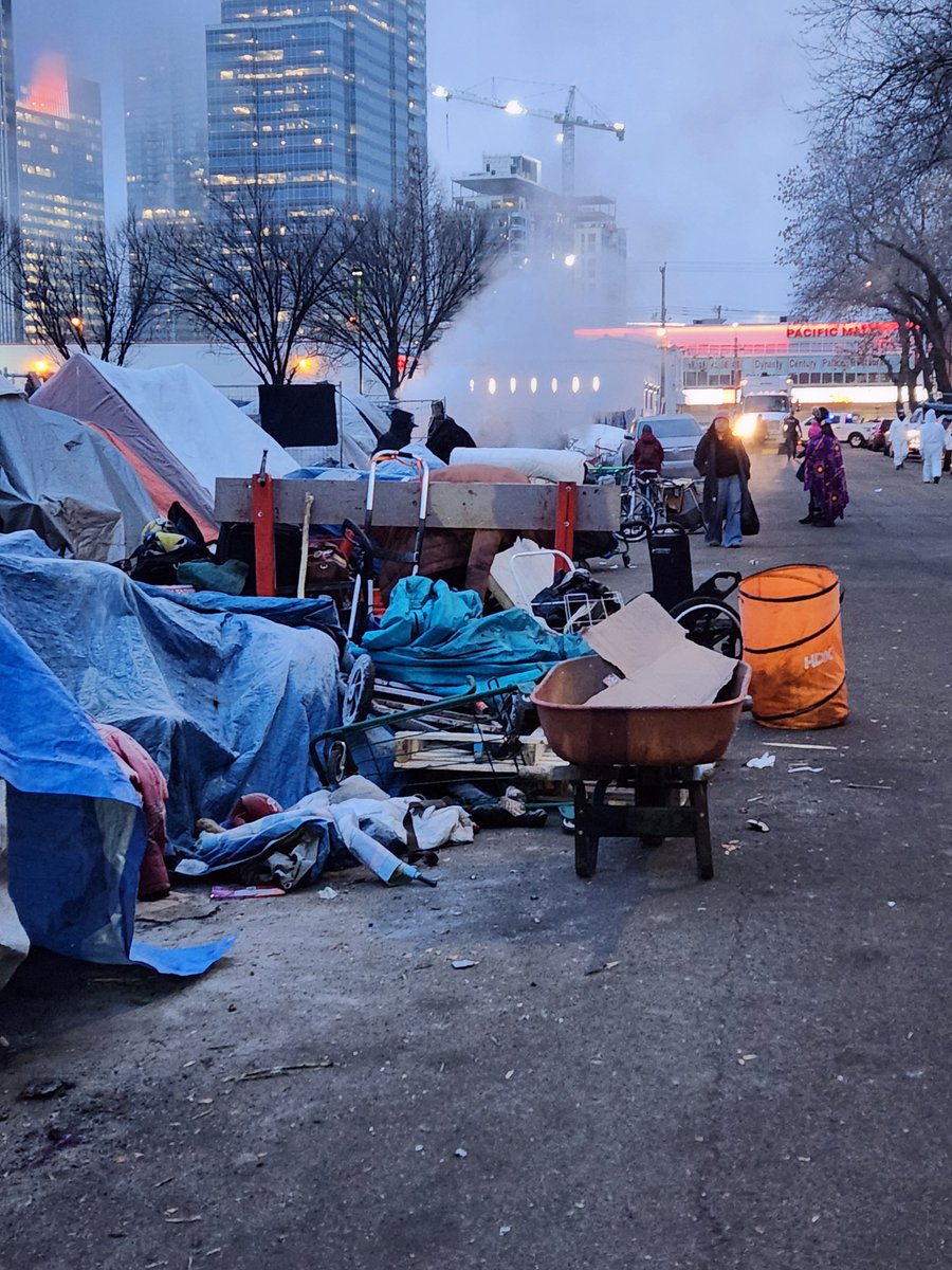 Edmonton Coalition on Housing & Homelessness tweet media