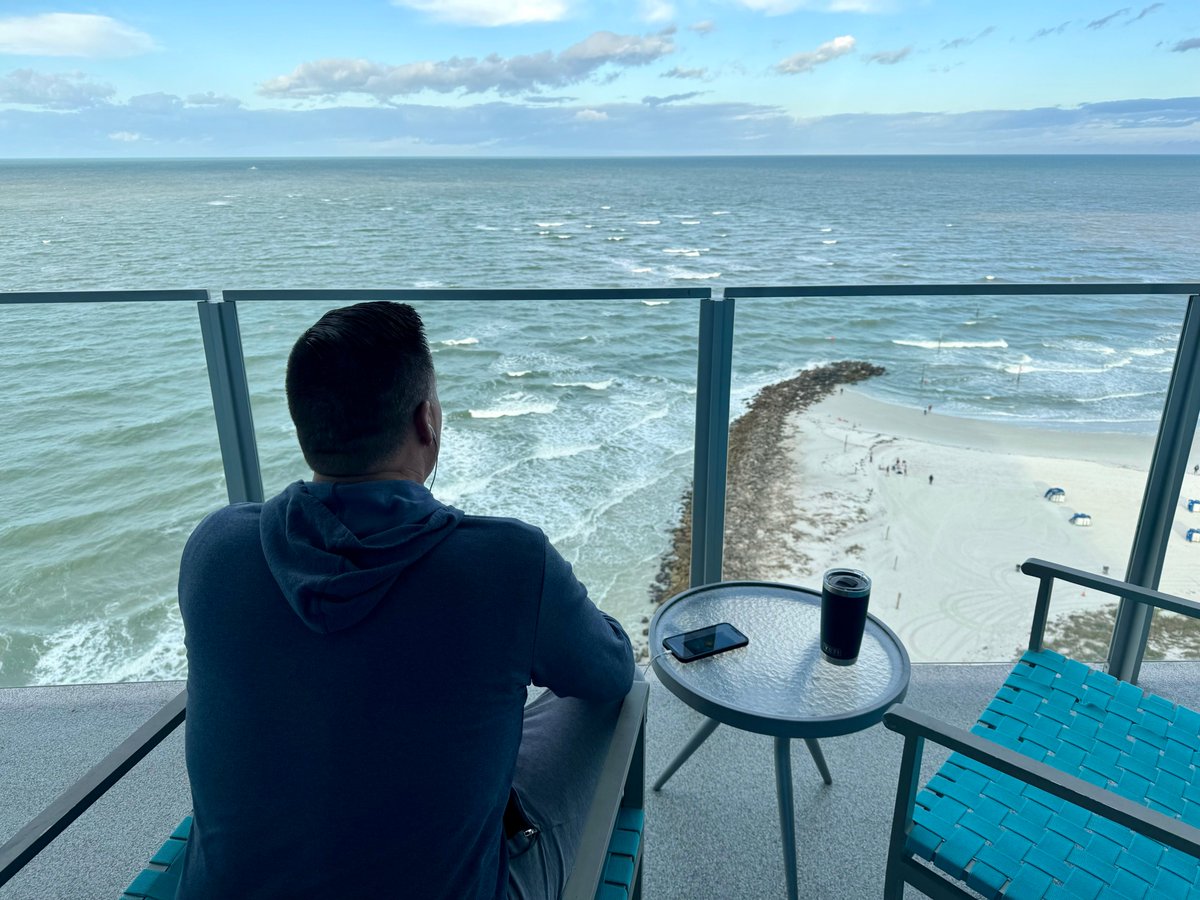 Taking time to reflect on what an incredible year 2023 was! At the same time getting clarity for 2024. Let's Go Win!

#HappyNewYear
#UpgradeYourself
#LetsGoWin
