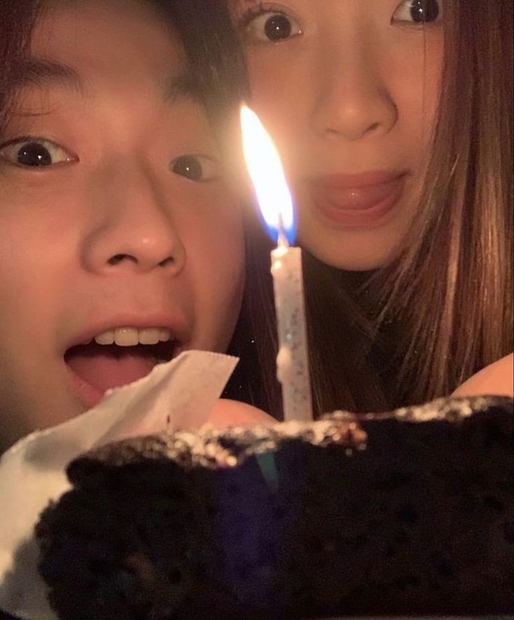 Sou muito grata de ter você ao meu lado todos os dias e não ter desistido de mim, te amo meu raio de sol