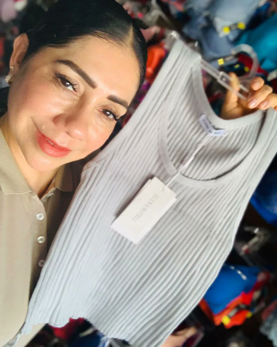LupitaAcapulco's tweet photo. ✅️ Nos acaban de llegar hermosos modelos en pantalón, bodys y blusas a un súper precio en Lencería y Zapatería "El Encanto"💲‼️🤏🏻
Contamos con todas las tallas.
¡Será un gusto atenderles!
Calle 16 de septiembre, Col. Centro.
#Acapulco #Lencería #Zapatería #PrendasDeVestir https://t.co/qwrq3o9u2i