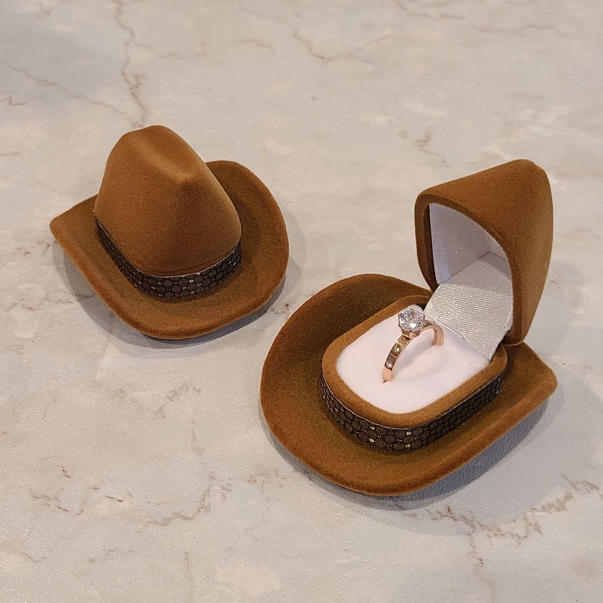 ofthemisery's tweet photo. you’re a cowboy like me https://t.co/tPeHb2NbCm