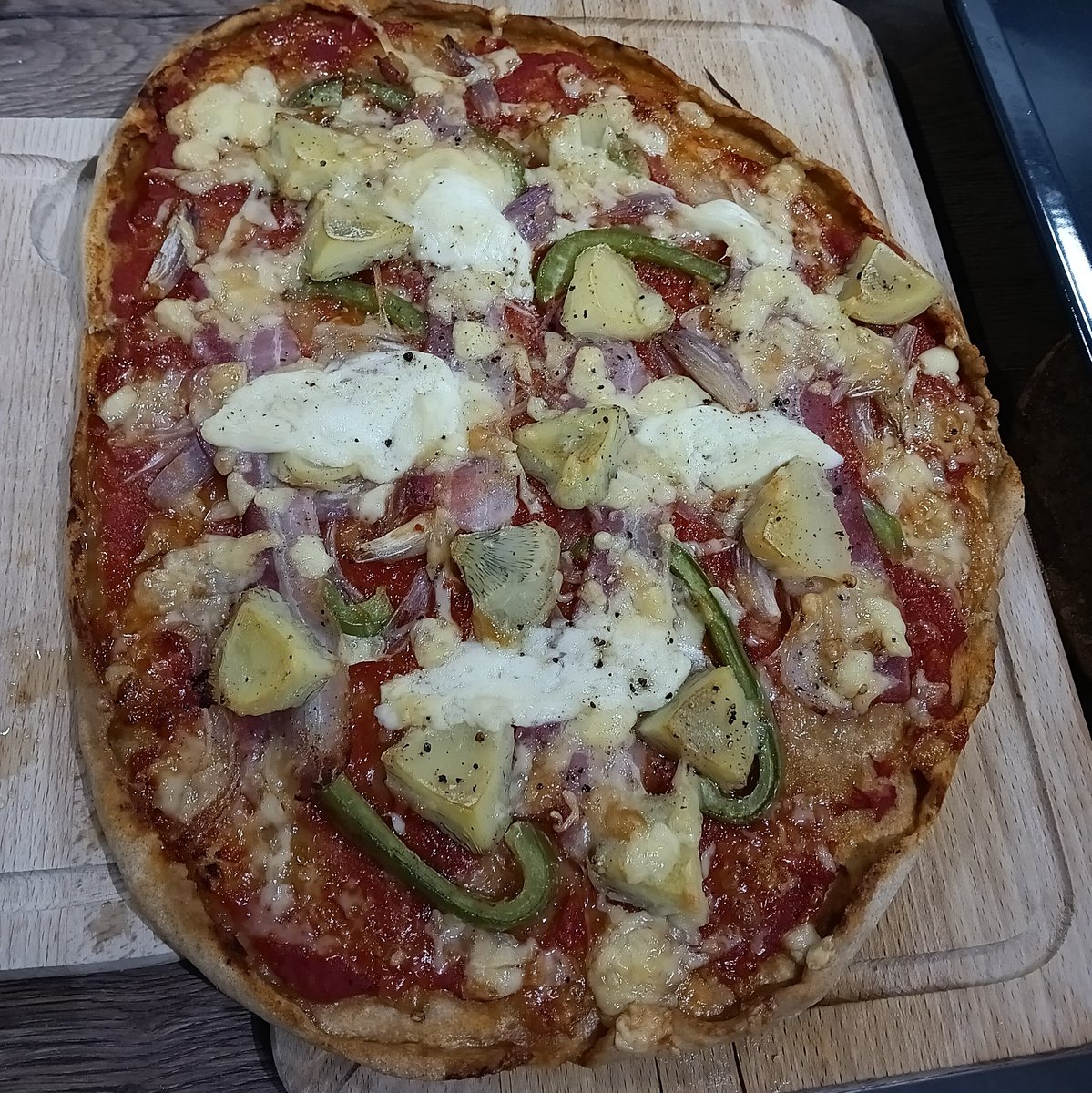 ChatCuit's tweet photo. Pizza https://t.co/AsuFL68eTe