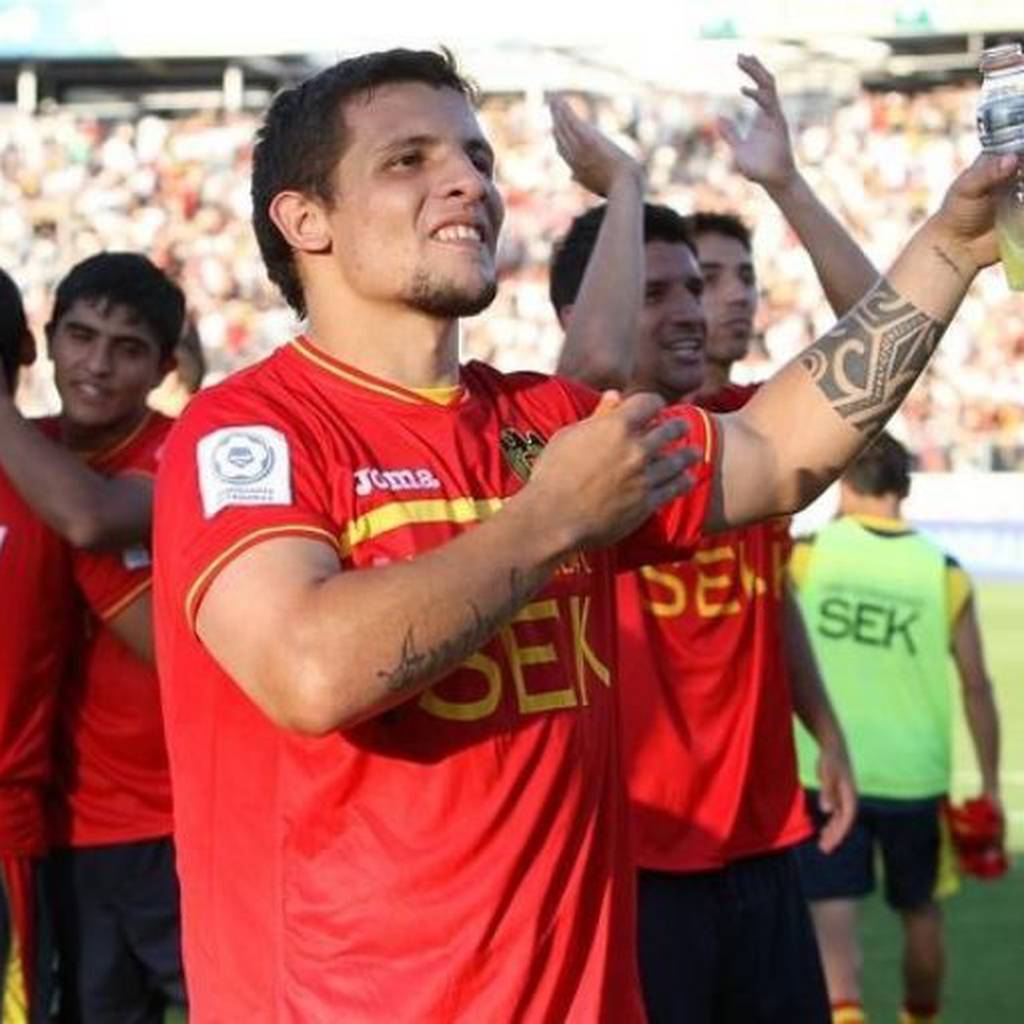 Únete a la cadena de oración para que Diosito nos mande de vuelta a <a href="/emilianovecchio/">emiliano vecchio</a> dale RT para que llegue hasta el cielo🙏🙏