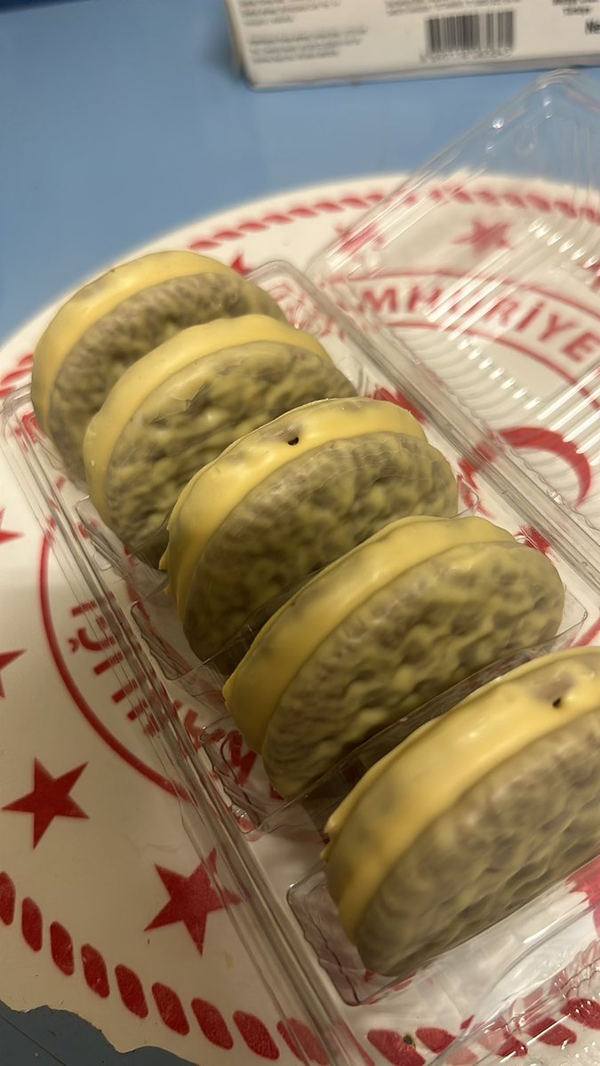 Beyaz çikolata rezervlerinde sıkıntı var sanırım <a href="/Ulker/">Ülker</a>