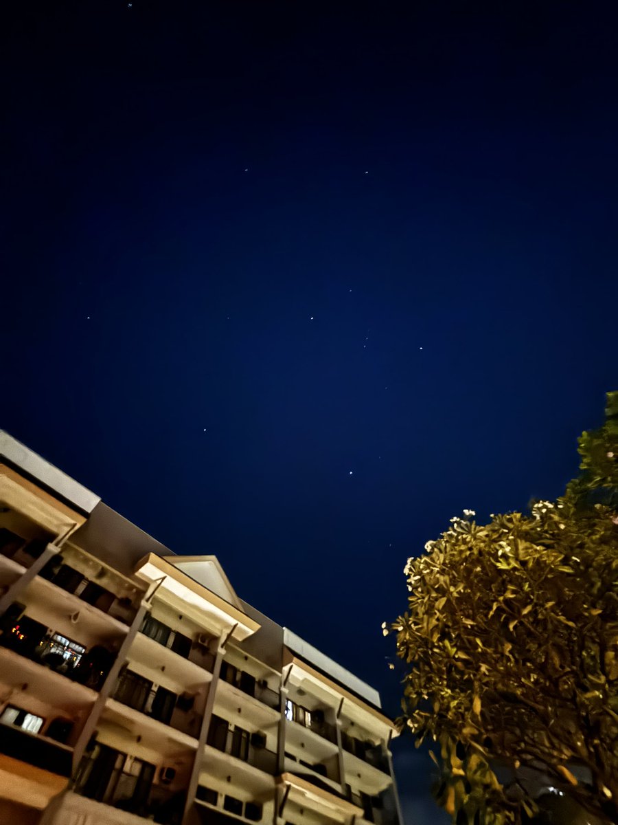 perpetualdally's tweet photo. been taking photos of the stars and im thrilled that i finally have a camera where they actually show up 🥹✨ https://t.co/Pc0Gwjn2Ez