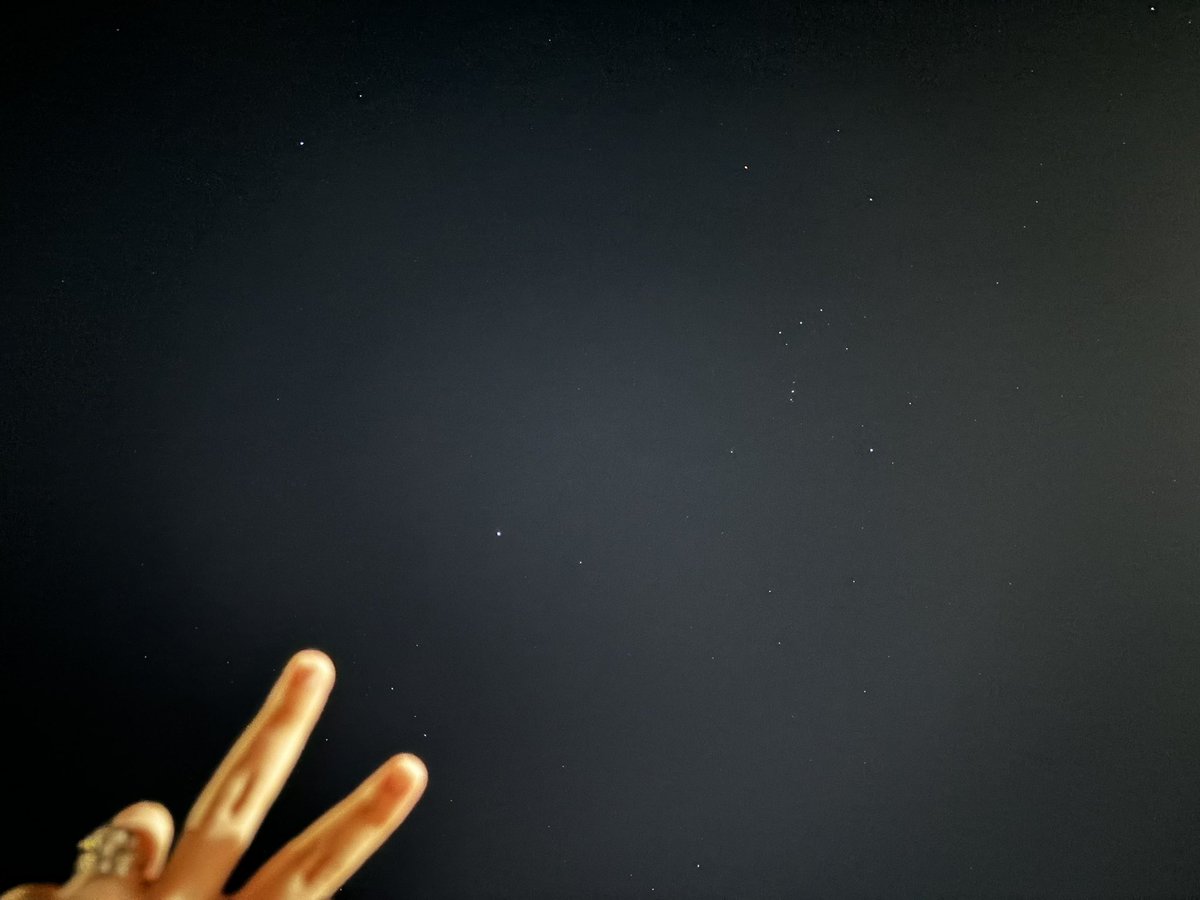 perpetualdally's tweet photo. been taking photos of the stars and im thrilled that i finally have a camera where they actually show up 🥹✨ https://t.co/Pc0Gwjn2Ez