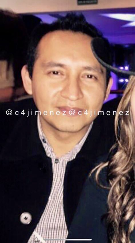 c4jimenez's tweet photo. SEÑALAN a OTRO AGENTE de @FiscaliaCDMX de PROTEGER a LOS EXTORSIONADORES de @IztacalcoAl
Es el Policía Óscar Hernandez Ramírez
Está adscrito a la Fiscalía en @ALaMagdalenaC
Comerciantes de Iztacalco aseguran q protege a los tipos q les exigen cuotas por dejarlos trabajar. https://t.co/ZdzFVwlgJP
