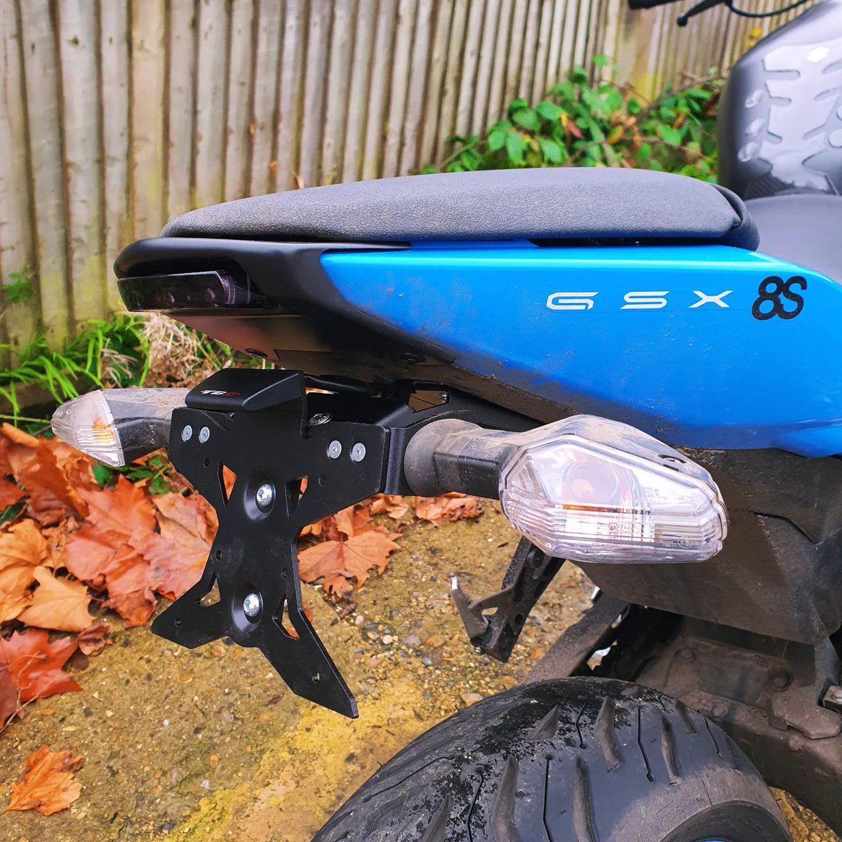 Hippo_Drones's tweet photo. Not had a chance to wash the bike yet, but wanted to share a couple of pics of the TOP BLOCK tailtidy and rear light.
A much neater solution than those from other manufacturers.
#Suzuki #GSX8S #SuzukiGSX8S #8S #TopBlock #StreetBike #NakedBike #TrueBlue #LoveMyBike https://t.co/9BdeBDg7Mu